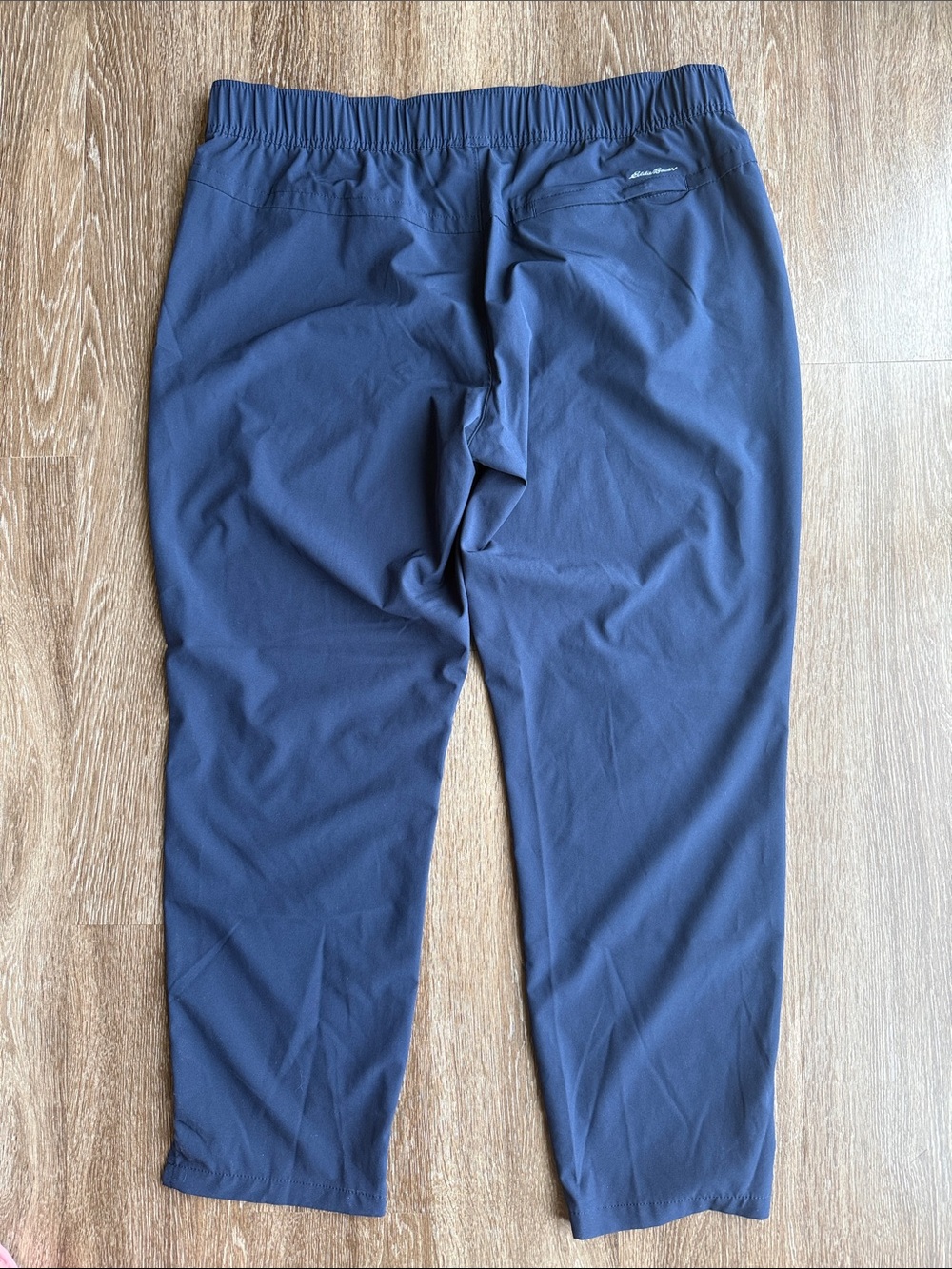 Eddie Bauer Ladies Traveler Pant in Navy - Picture 5 of 5
